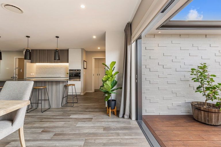 Photo of property in 33 Nellie Drive, Kumeu, 0810