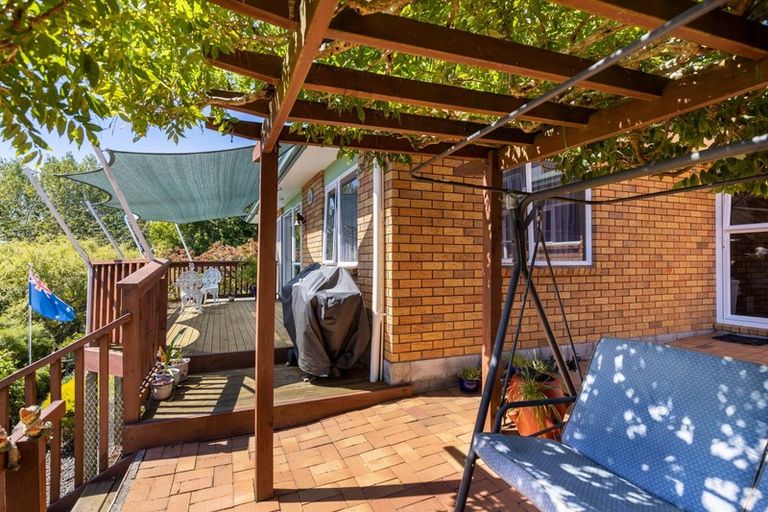 Photo of property in 130 Frankley Road, Frankleigh Park, New Plymouth, 4310