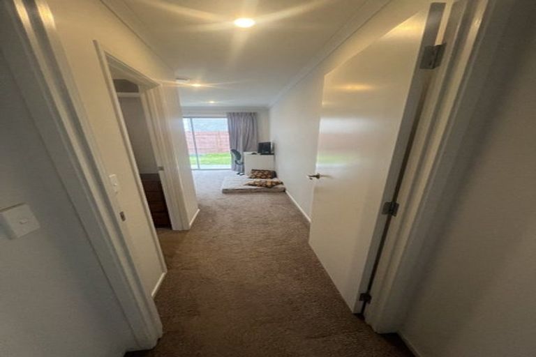 Photo of property in 33 Shrule Place, Huntington, Hamilton, 3210