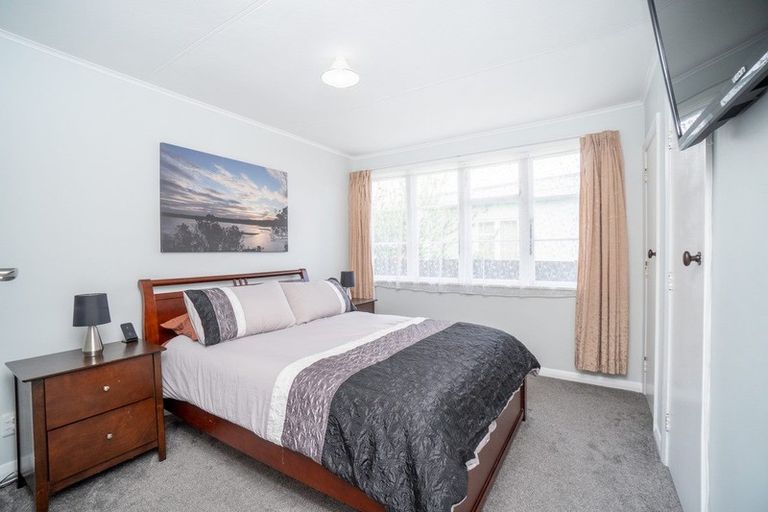 Photo of property in 24 Seddon Street, Takaro, Palmerston North, 4412