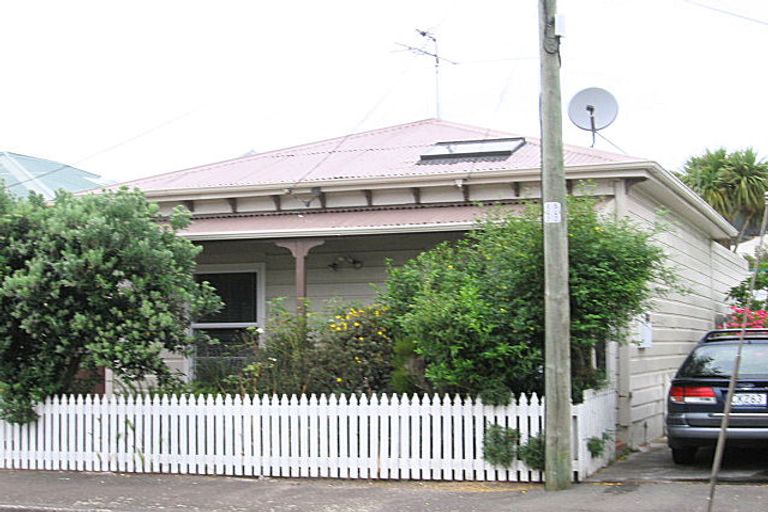 Photo of property in 2 Horner Street, Newtown, Wellington, 6021