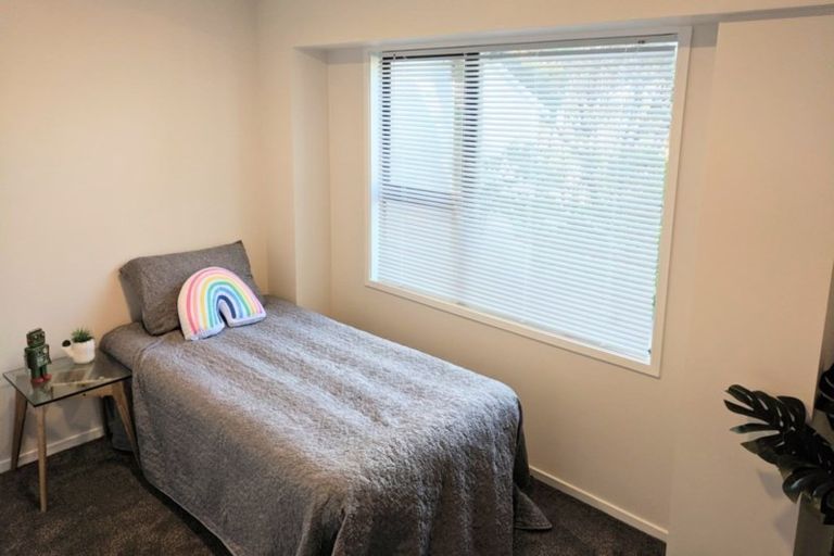 Photo of property in 25 Solander Place, Whitby, Porirua, 5024