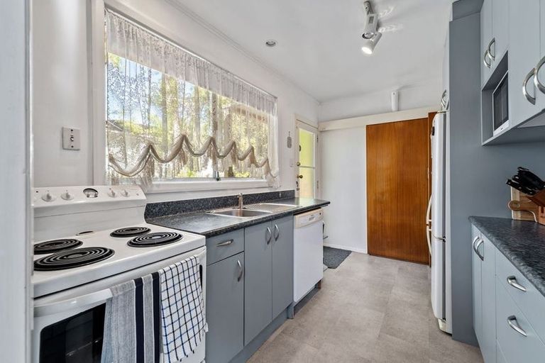 Photo of property in 411 Don Buck Road, Massey, Auckland, 0614