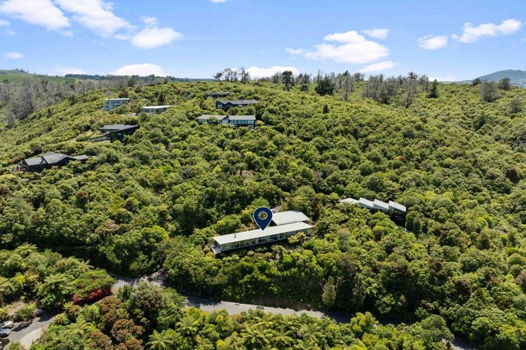 Photo of property in 43 Whakamoenga Point, Acacia Bay, Taupo, 3385