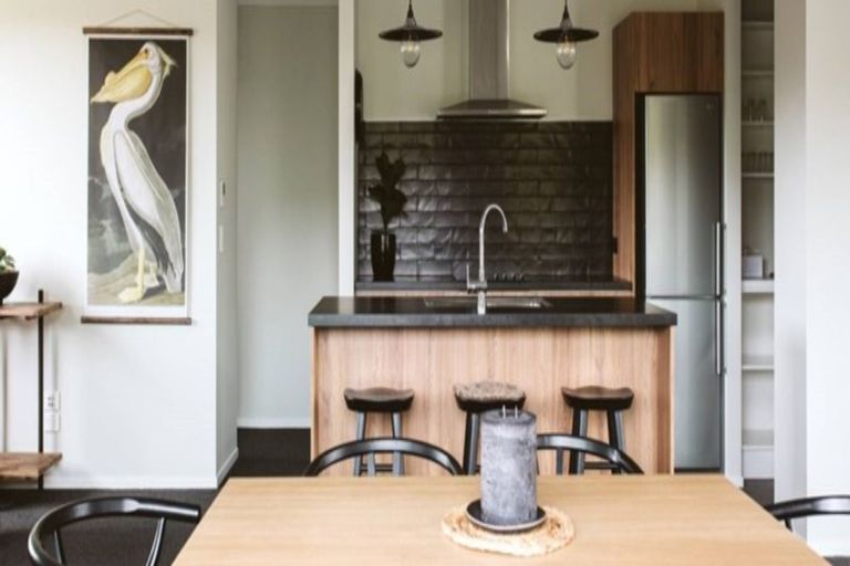 Photo of property in 4 Cowling Road, Hurdon, New Plymouth, 4310