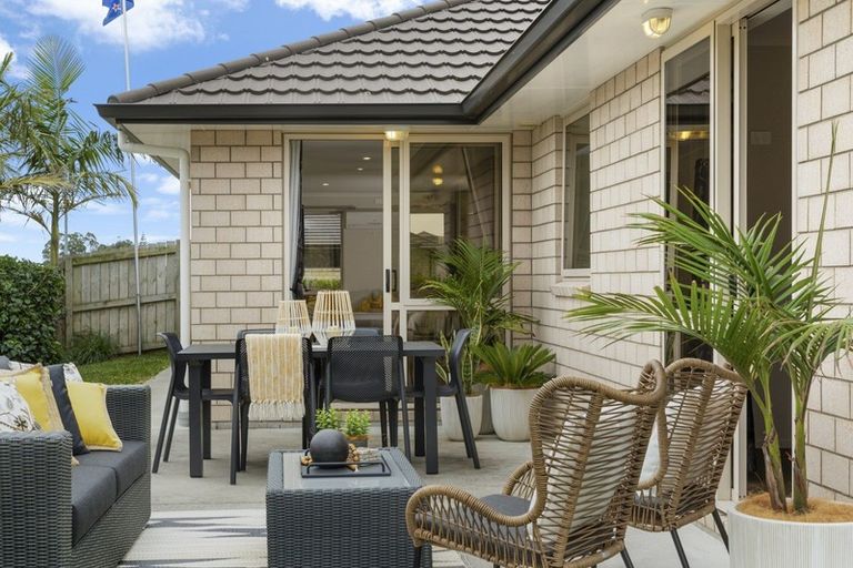 Photo of property in 208 Ballintoy Park Drive, Welcome Bay, Tauranga, 3175