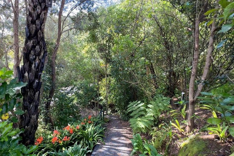 Photo of property in 35b Kotare Street, Waikanae, 5036