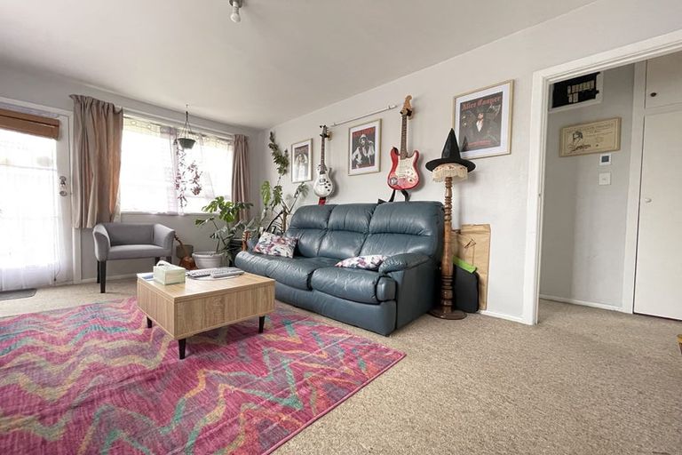 Photo of property in 1/57 Laurence Street, Waltham, Christchurch, 8011