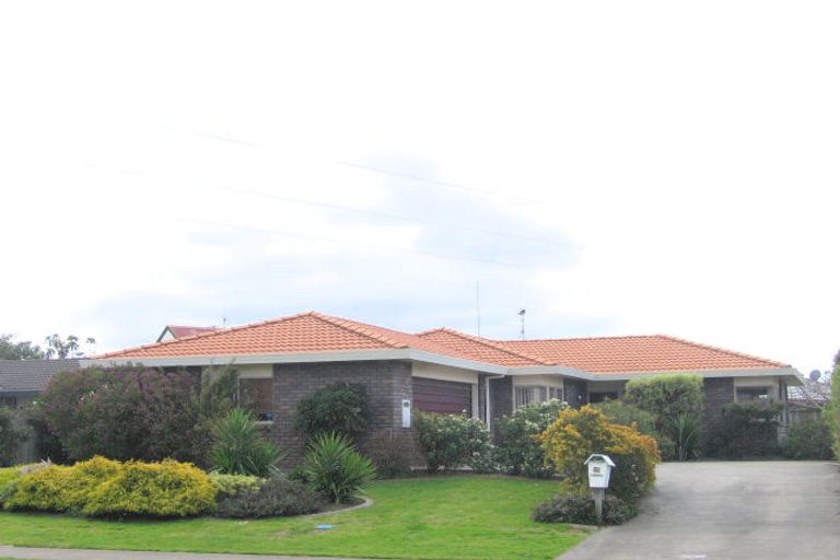 Photo of property in 15 Bayfair Drive, Mount Maunganui, 3116