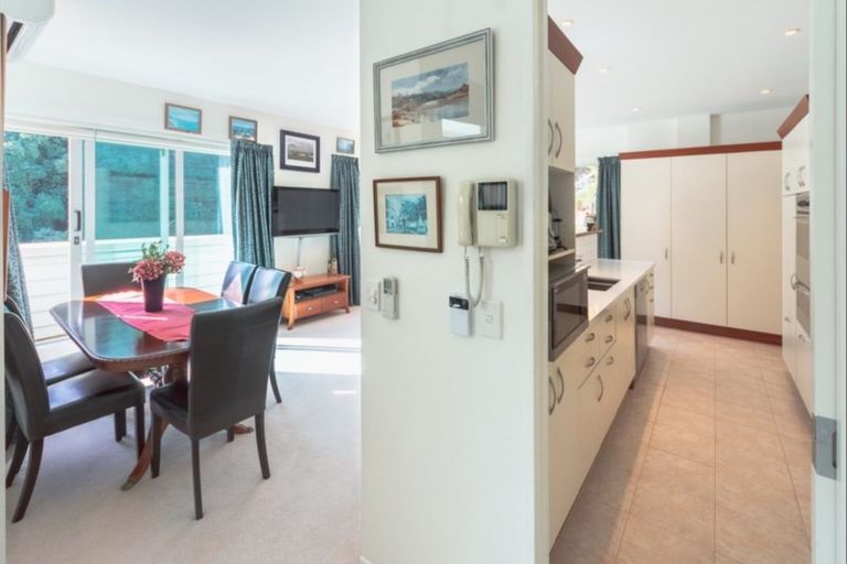 Photo of property in 113a Glenmore Street, Kelburn, Wellington, 6012