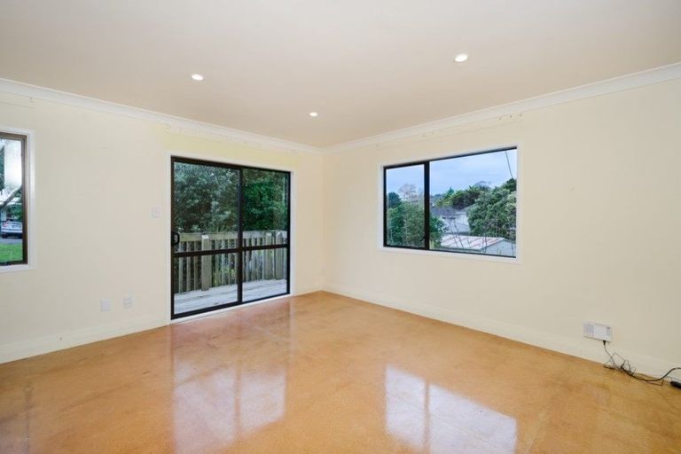 Photo of property in 19a Pisces Road, Glen Eden, Auckland, 0602