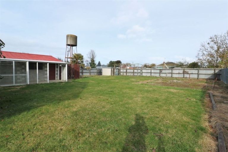 Photo of property in 17 Queen Street, Pareora, 7912