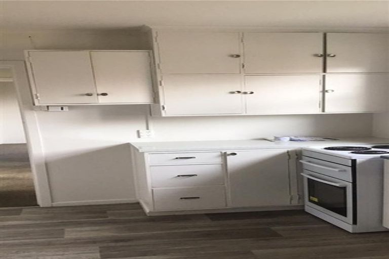 Photo of property in 2/707 Alexandra Street, Parkvale, Hastings, 4122