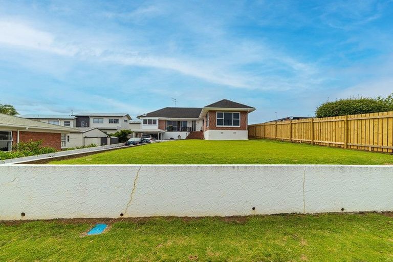 Photo of property in 107 Seddon Street, Pukekohe, 2120