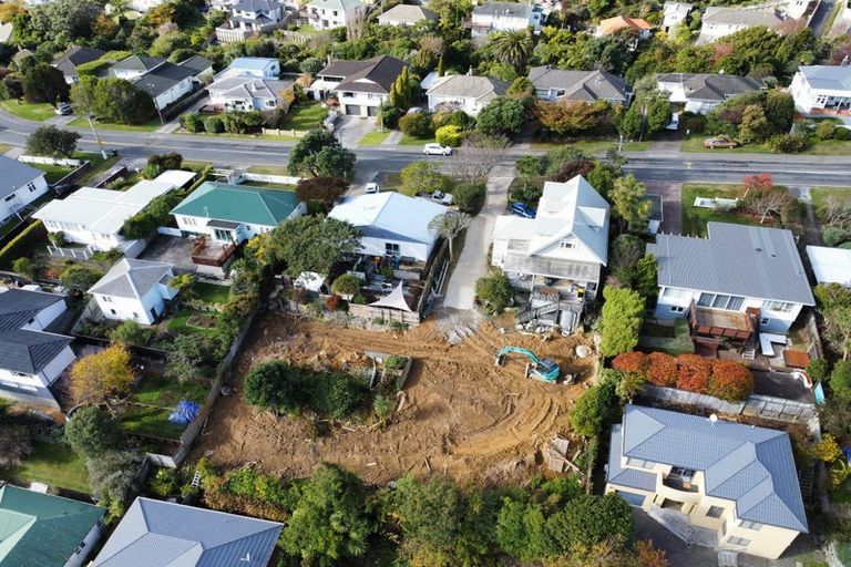 Photo of property in 30a Ngatitoa Street, Tawa, Wellington, 5028