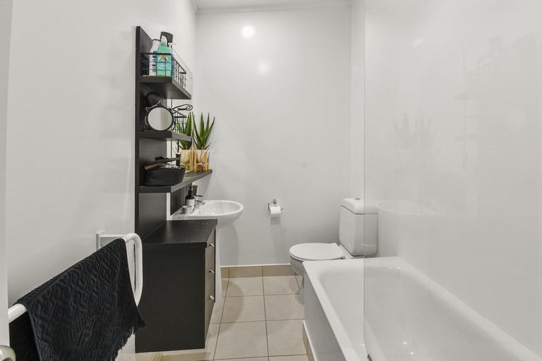 Photo of property in 15/150 Chapel Road, Flat Bush, Auckland, 2019