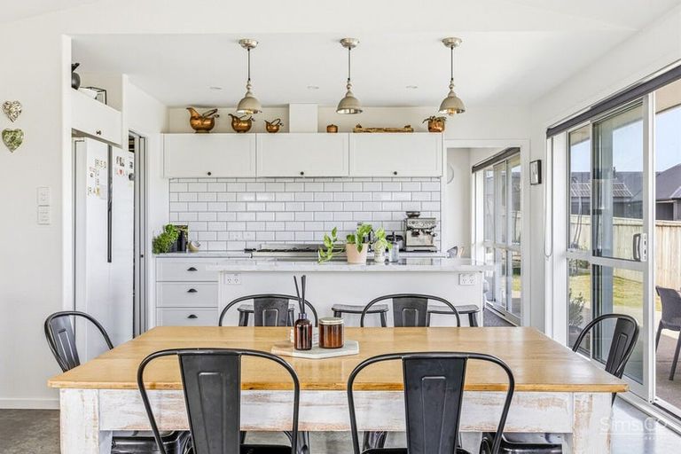 Photo of property in 9 Simon Street, Tawhero, Whanganui, 4501