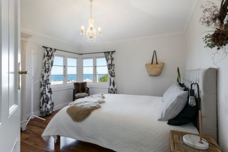 Photo of property in 11 Colenso Avenue, Hospital Hill, Napier, 4110