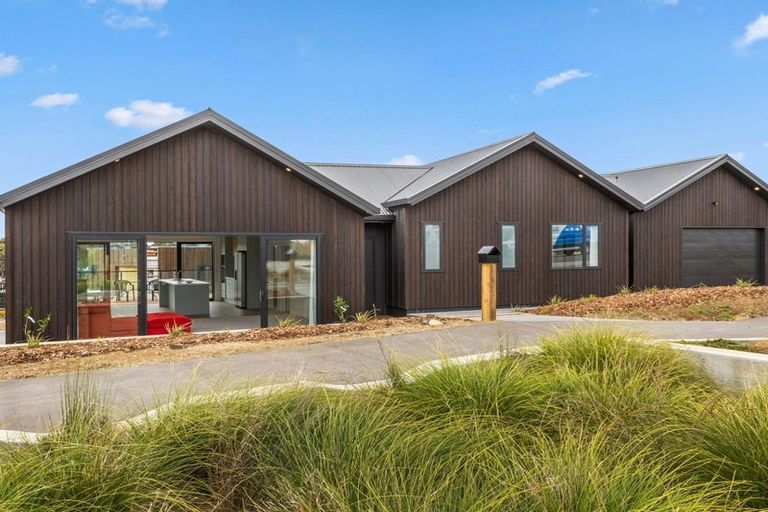 Photo of property in 31 Rangitahi Road, Raglan, 3225