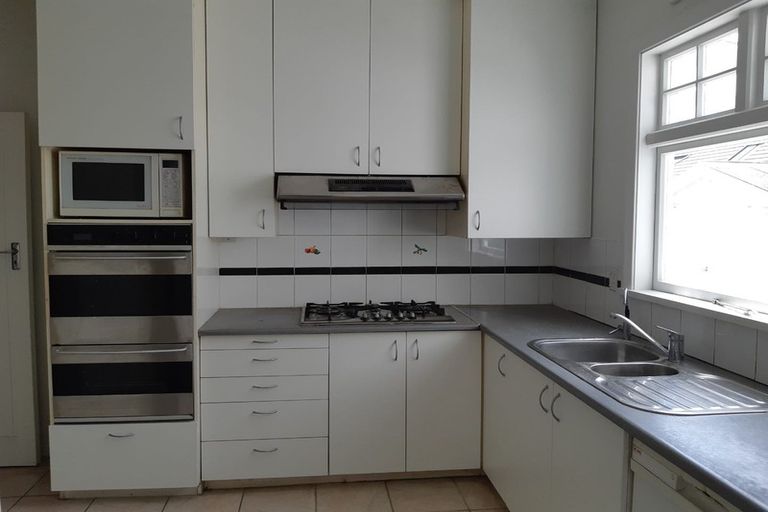 Photo of property in 10 Idris Road, Fendalton, Christchurch, 8052