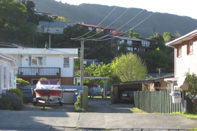 Photo of property in 27a Wairau Road, Picton, 7220