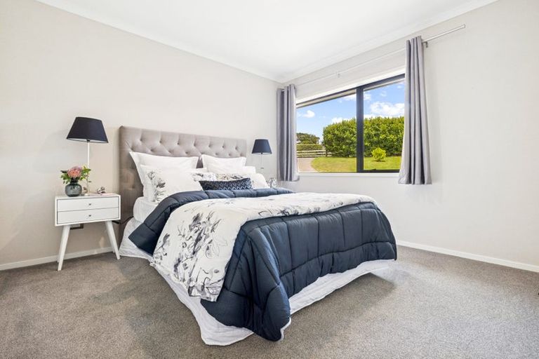 Photo of property in 3 Cranleigh Way, Bombay, 2675