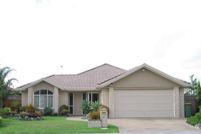 Photo of property in 23 Summerland Drive, Henderson, Auckland, 0612