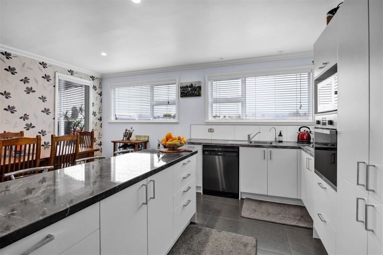 Photo of property in 212b Carrington Street, Vogeltown, New Plymouth, 4310