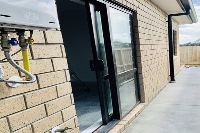 Photo of property in 98 Tir Conaill Avenue, Flat Bush, Auckland, 2019