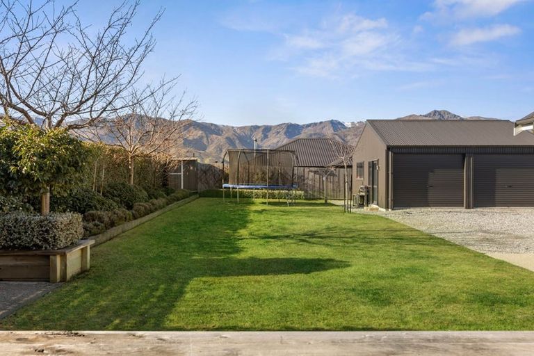 Photo of property in 25 Bell Street, Lake Hawea, Wanaka, 9382