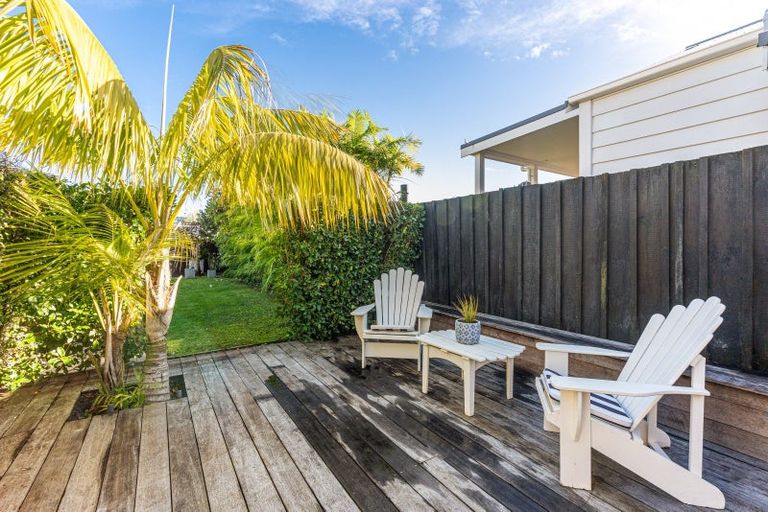 Photo of property in 11a Buchanan Street, Devonport, Auckland, 0624