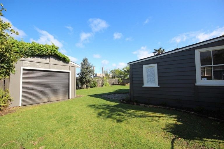 Photo of property in 218 Great South Road, Huntly, 3700