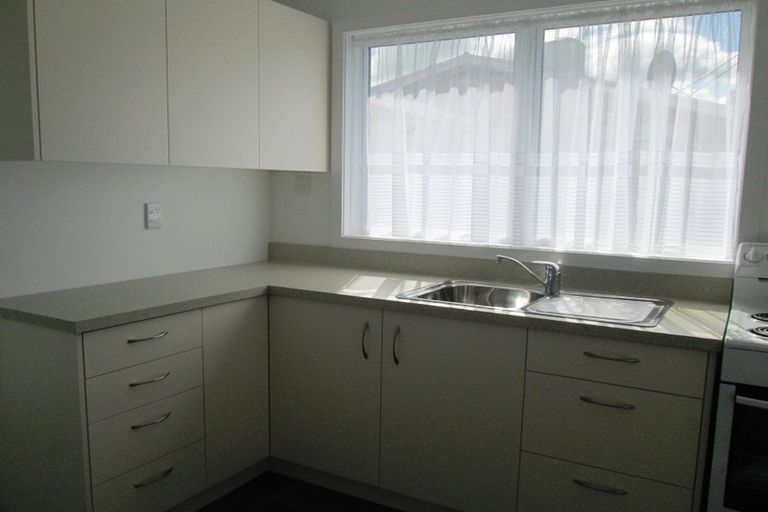 Photo of property in 4 Huia Place, Levin, 5510