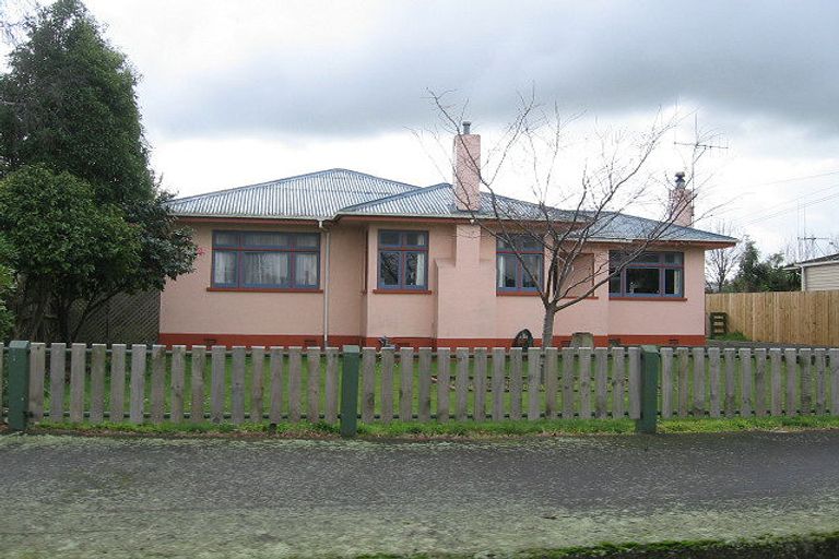 Photo of property in 194 South Street, Feilding, 4702