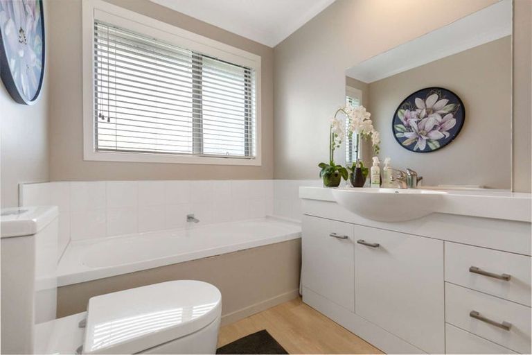 Photo of property in 10 Cicada Place, Kihikihi, Te Awamutu, 3800