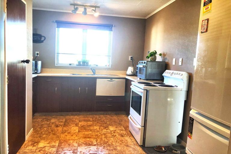 Photo of property in 39c Burns Street, Dannevirke, 4930