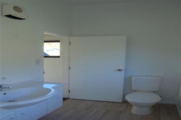 Photo of property in 9 Toop Street, Havelock North, 4130