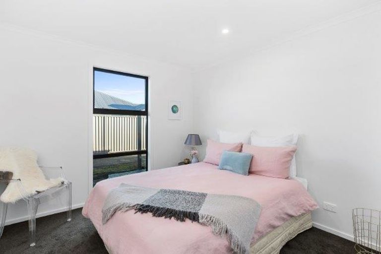 Photo of property in 76 Shields Street, Clyde, 9330