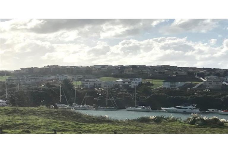 Photo of property in 2 Resolution Drive, Gulf Harbour, Whangaparaoa, 0930