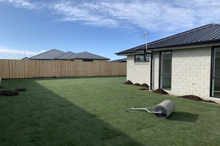 Photo of property in 7 Marcoola Drive, Rolleston, 7614