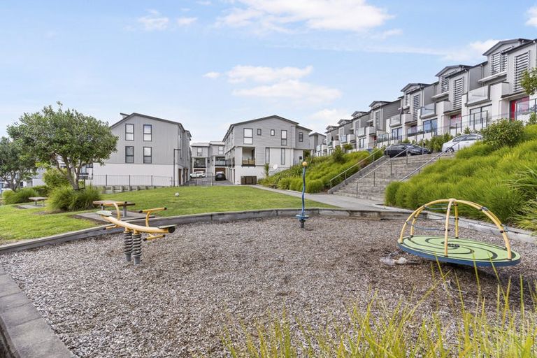 Photo of property in 46 Akeake Lane, Albany Heights, Auckland, 0632