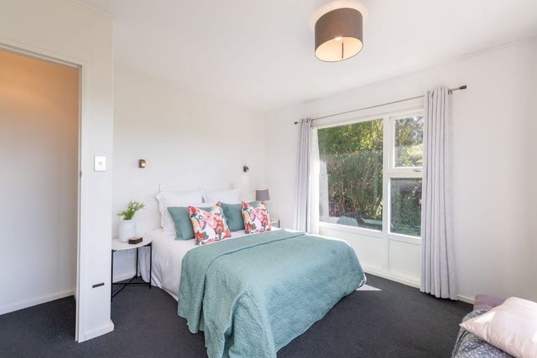 Photo of property in 171 Miromiro Road, Normandale, Lower Hutt, 5010