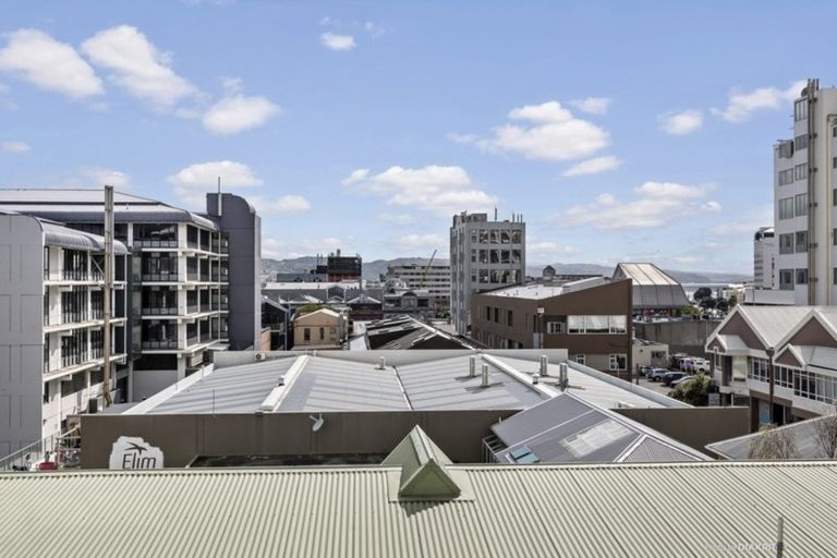 Photo of property in De Vere Apartments, 9/23 Tennyson Street, Te Aro, Wellington, 6011