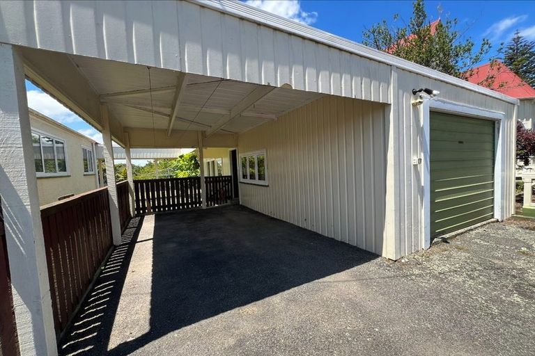 Photo of property in 21 Maunder Street, Marton, 4710