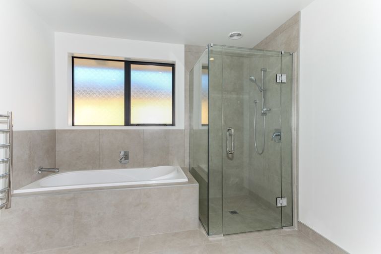 Photo of property in 4 Muirhill Place, Pokeno, 2402