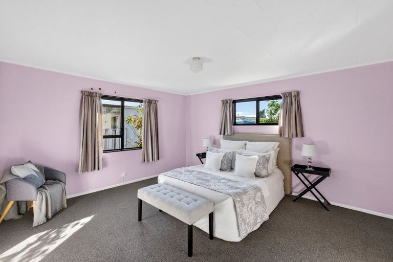 Photo of property in 26 Flanders Avenue, Onekawa, Napier, 4110