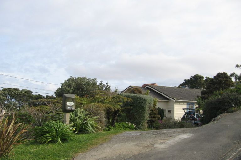 Photo of property in 101 Ironside Road, Johnsonville, Wellington, 6037