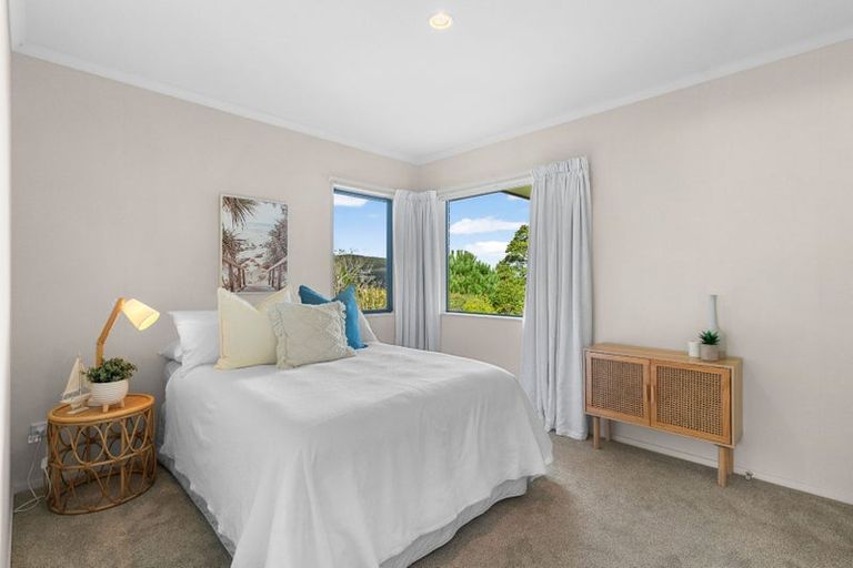 Photo of property in 4 Sunset Parade, Parua Bay, Whangarei, 0174