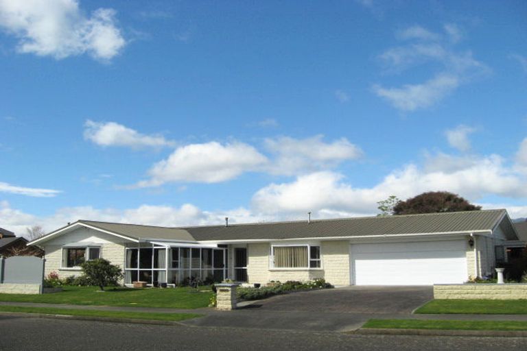 Photo of property in 9 Easton Way, Levin, 5510