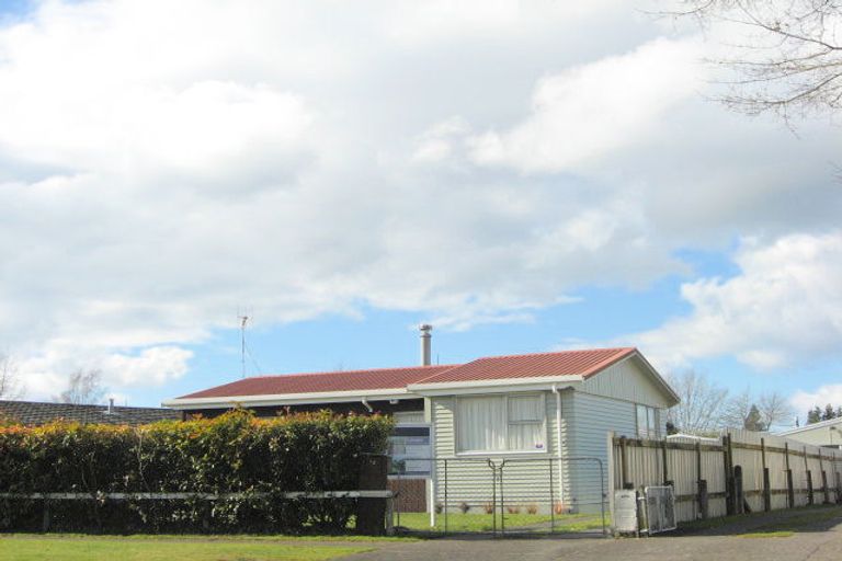 Photo of property in 10 Nehi Grove, Turangi, 3334